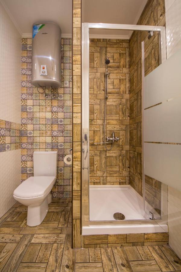 Design Apartments On Velyka Vasylkivska 42 Kyiv Exterior photo